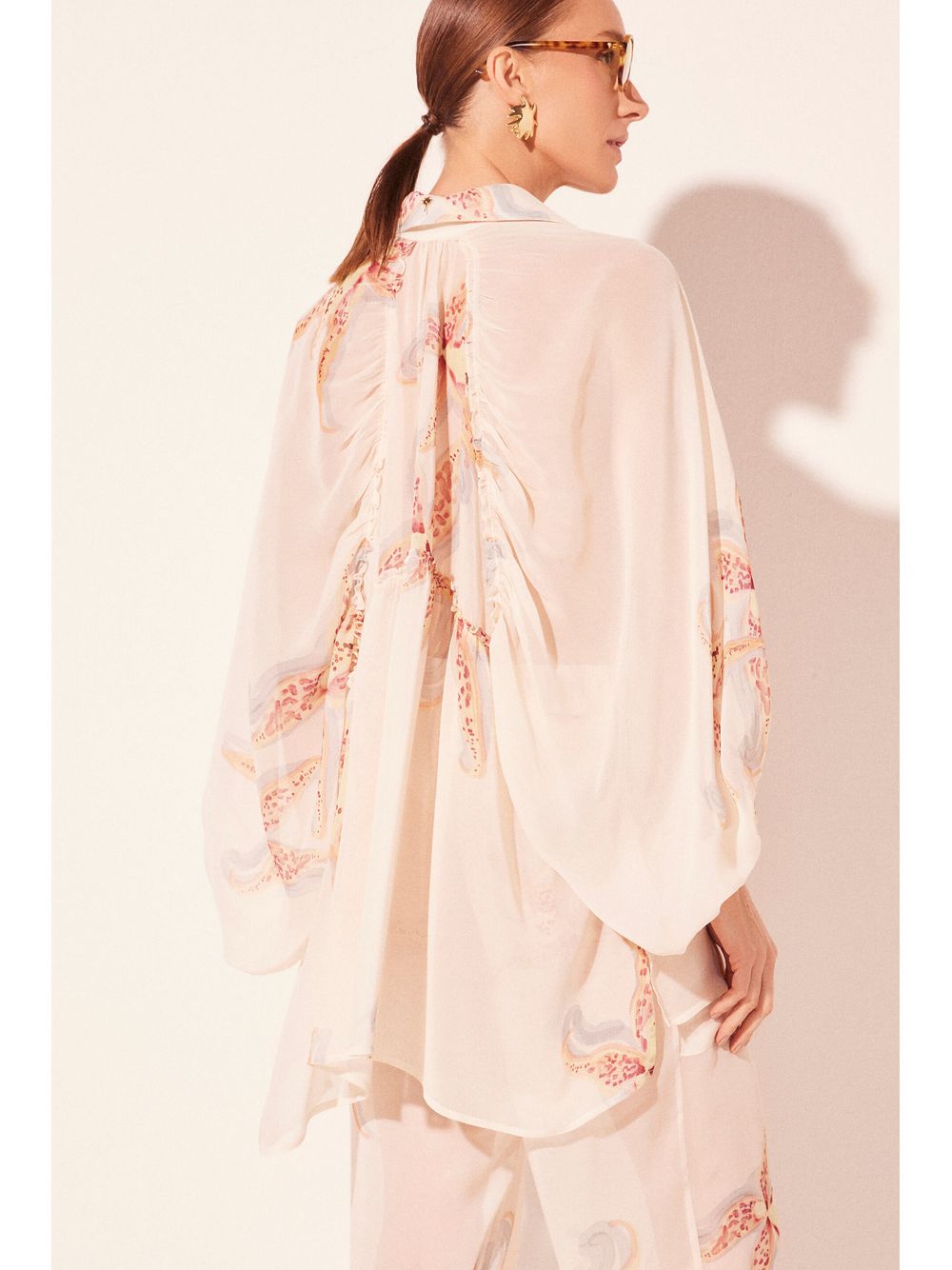Água de Coco — Camisa Manga Longa Orquídeas