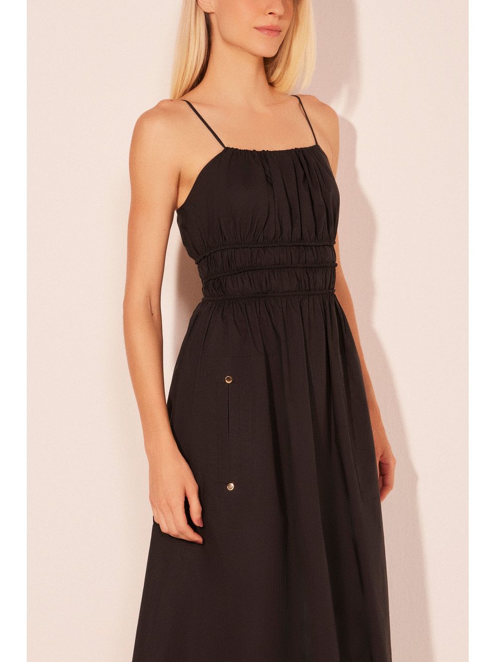Água de Coco — Vestido Midi Essência Preto