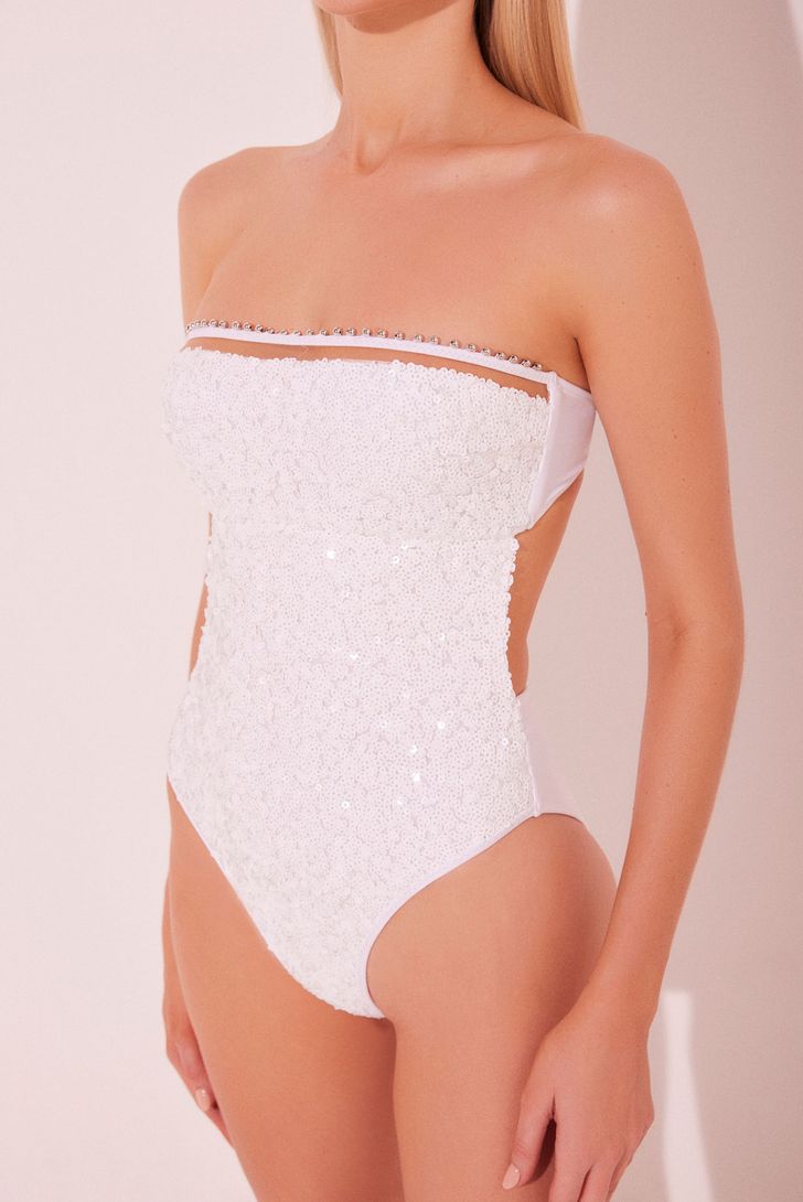 maio-faixa-sol-branco-142318_2