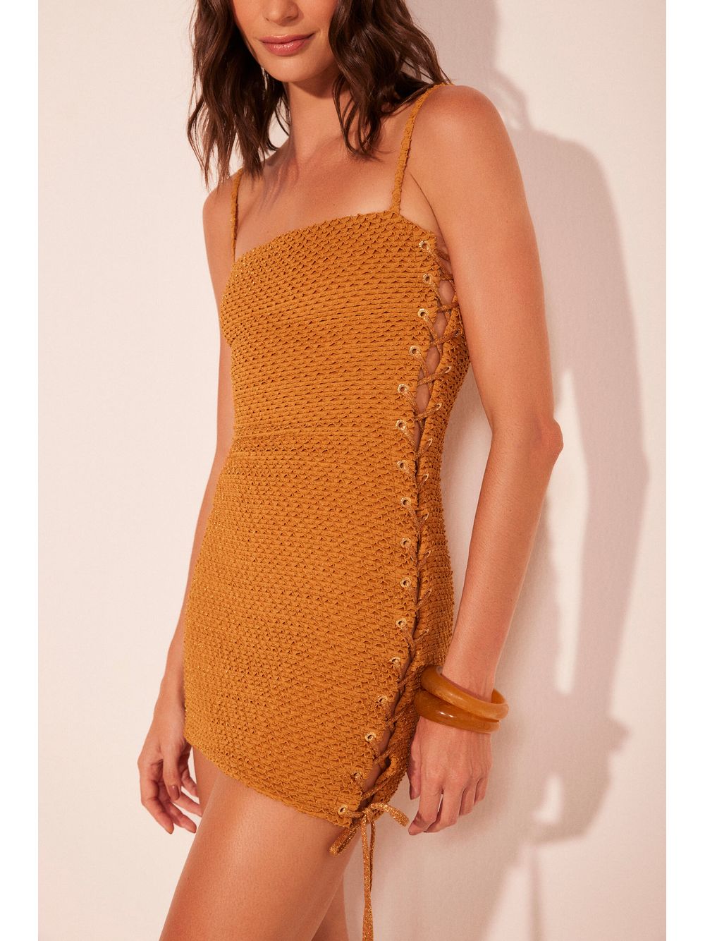 Água de Coco — Vestido Curto Escamas Lurex Laranja