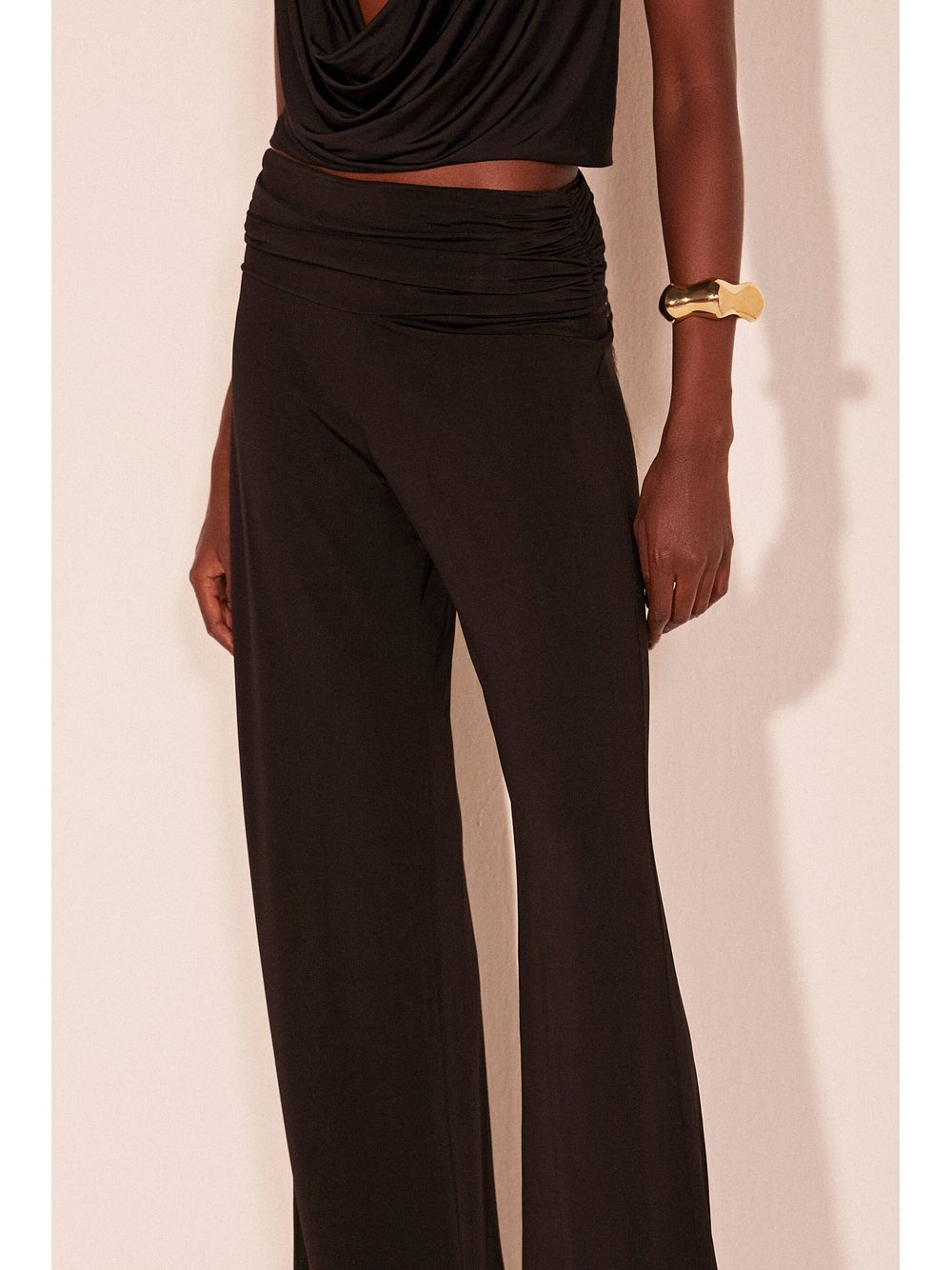 Água de Coco — Calça Pantalona Icapuí Preto