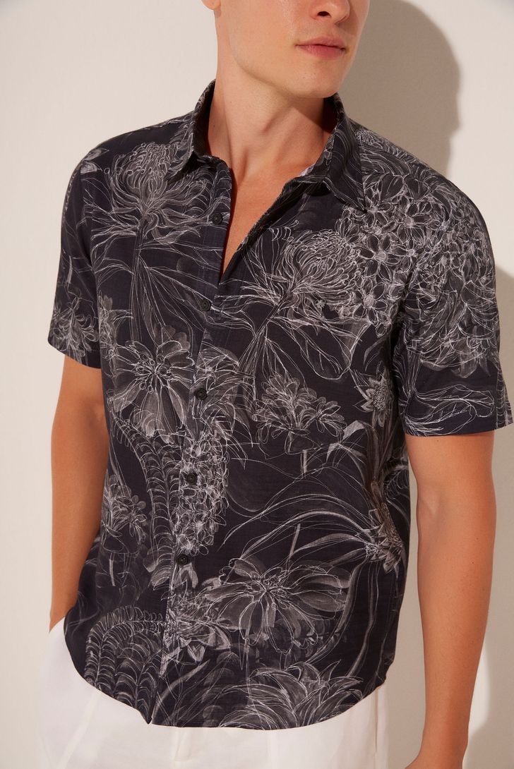 camisa-manga-curta-floral-rabisco-noite-138457_2