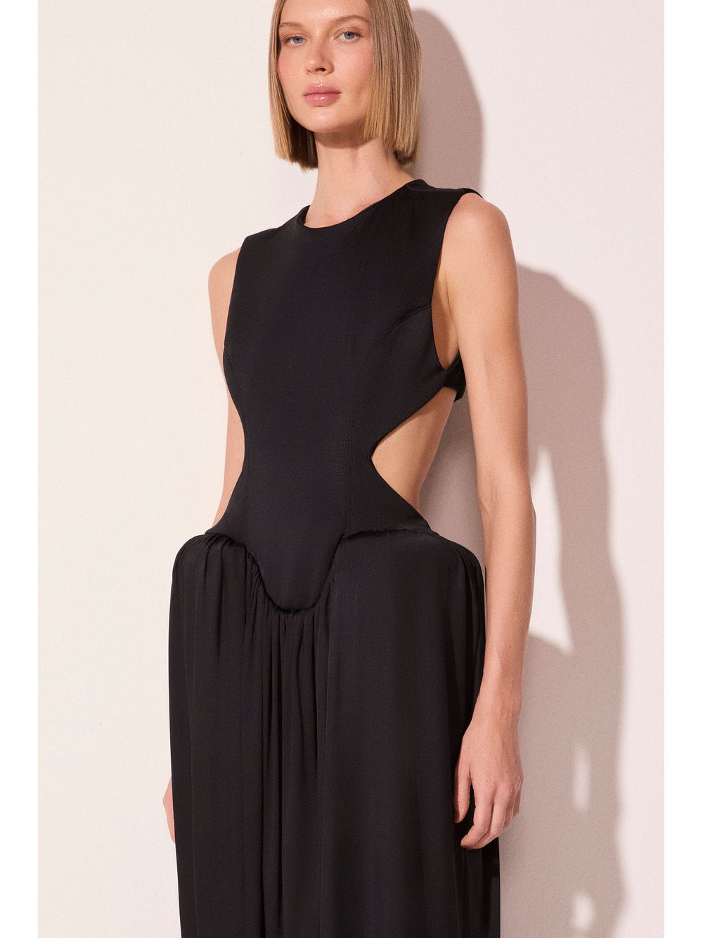 Água de Coco — Vestido Longo Luz Preto