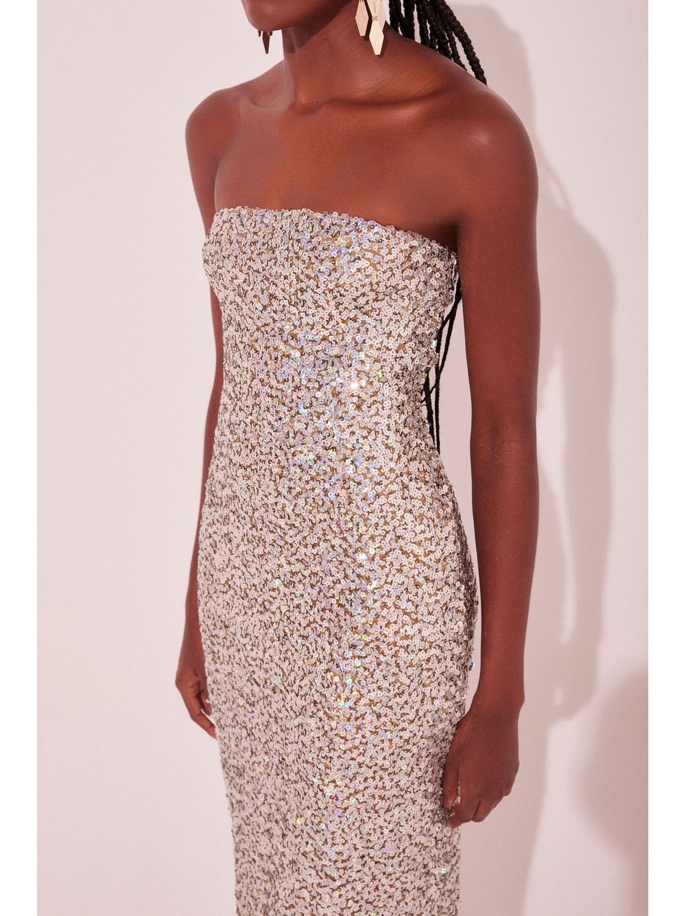 Água de Coco — Vestido Midi Holográfico