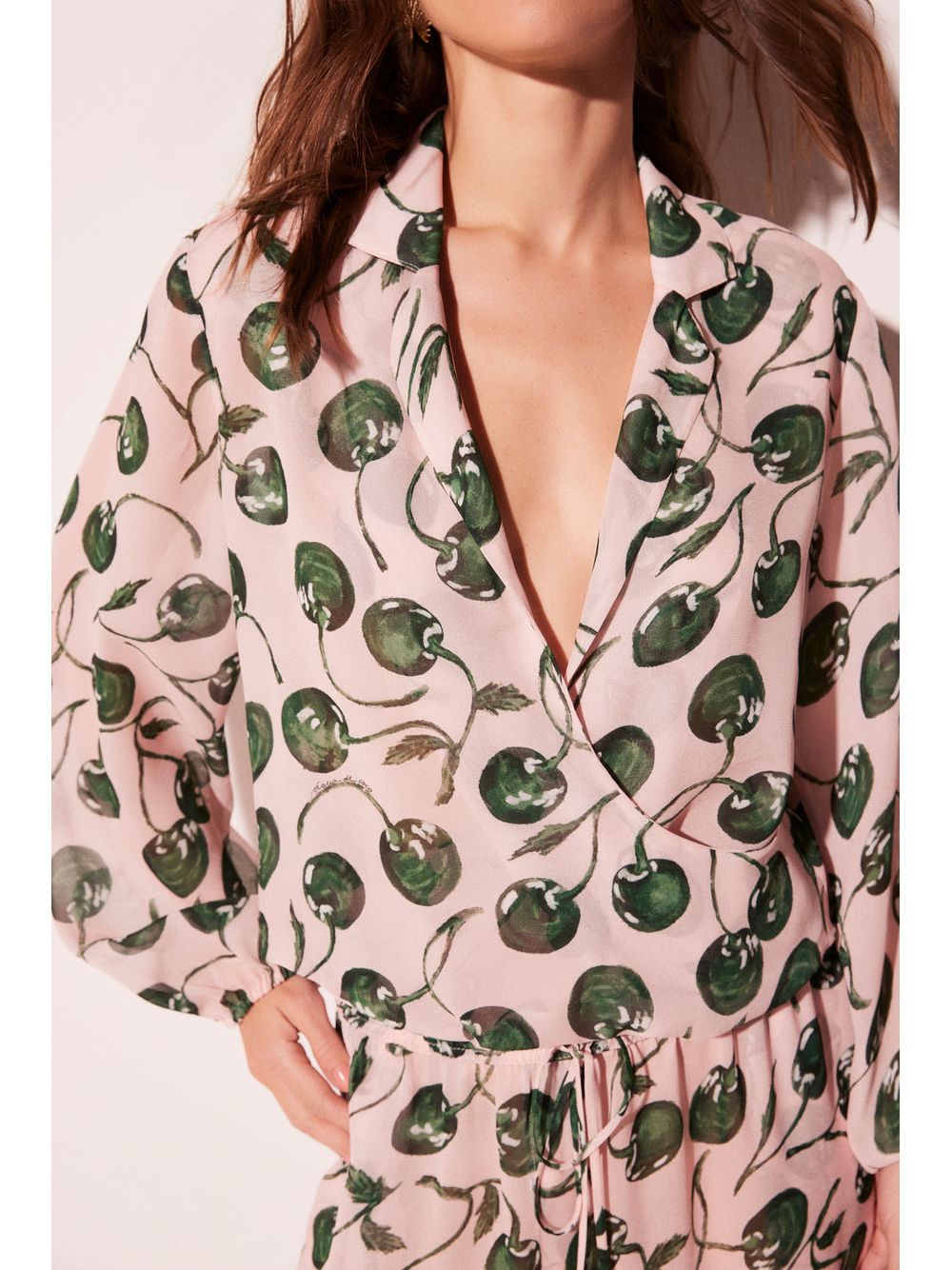 Água de Coco — Camisa Manga Longa Cereja