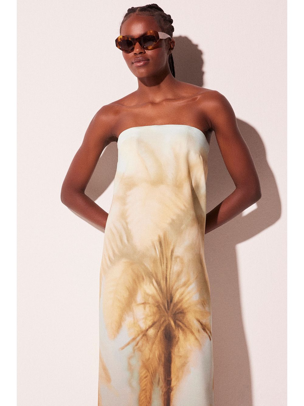Água de Coco — Vestido Longo Miragem