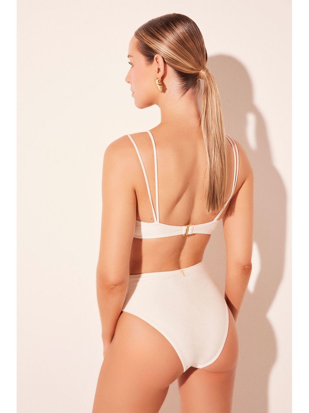 Água de Coco — Biquíni Calcinha Hot Pants Folha Branco