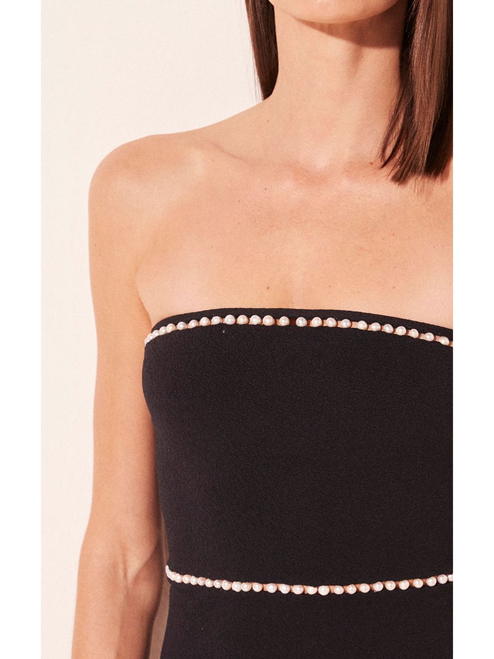 Água de Coco — Vestido Curto Pérolas Bordadas Preto
