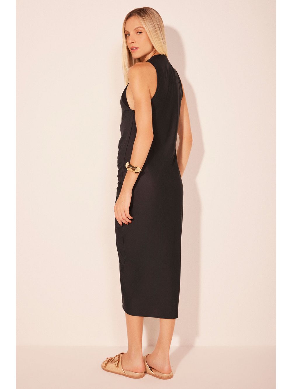 Água de Coco — Vestido Longo Essencial
