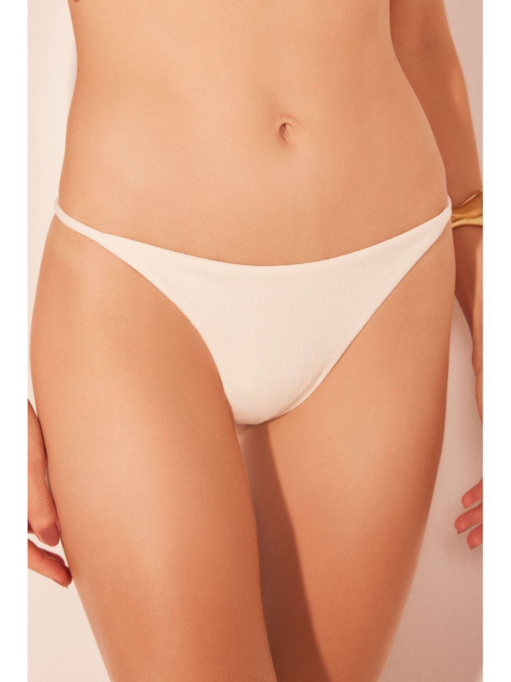 Água de Coco — Biquíni Calcinha Lateral Fixa Palha Off White