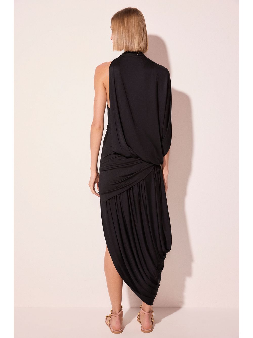 Água de Coco — Vestido Longo Luz Preto