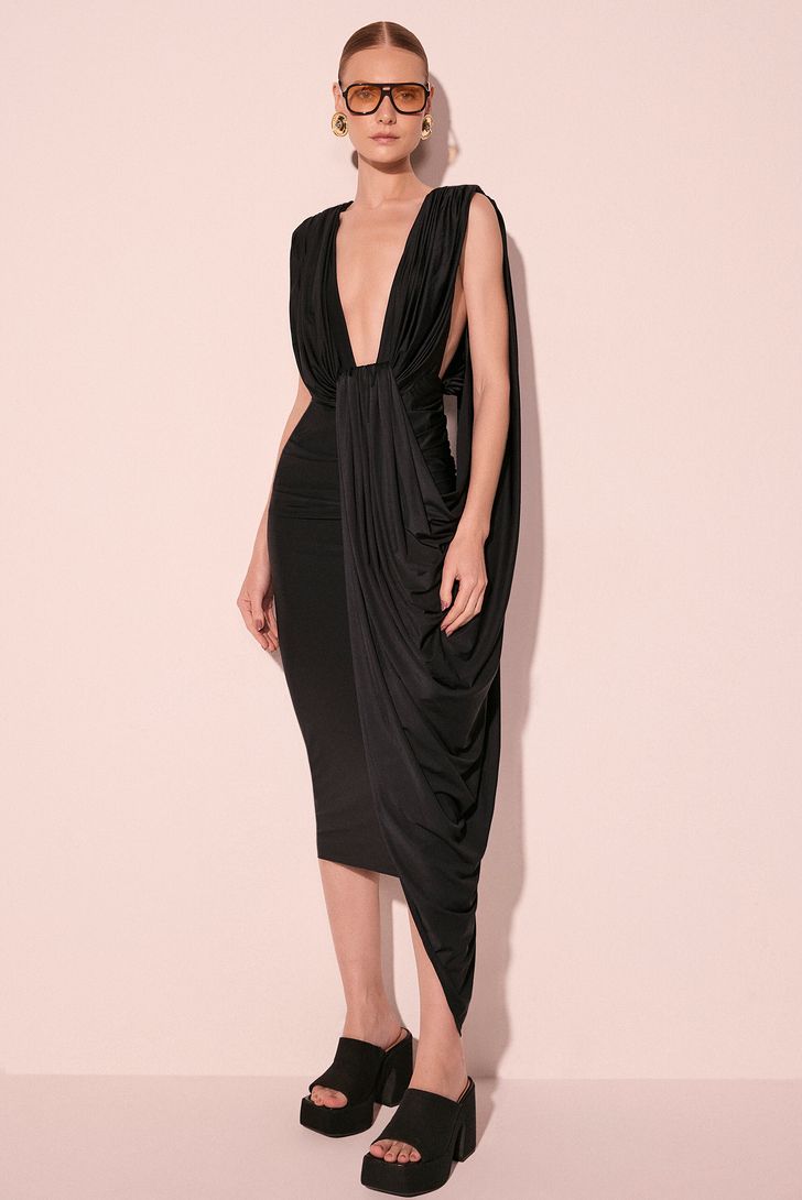 vestido-midi-bromelia-preto-e6490a2904-153053_1