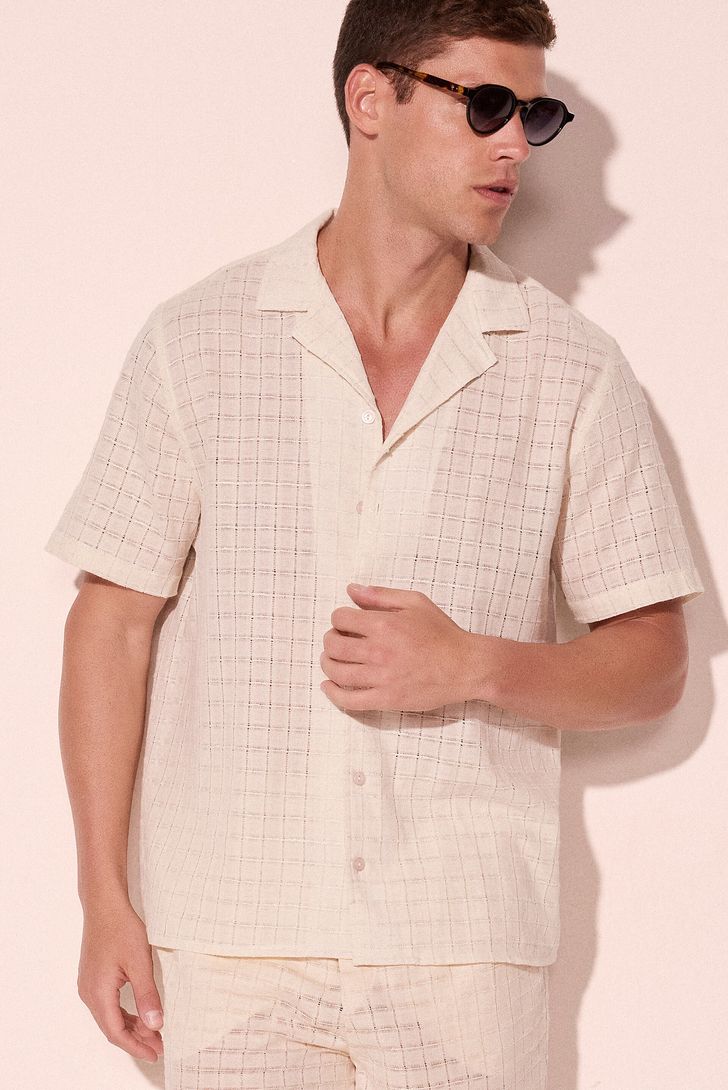 camisa-manga-curta-papiro-off-white-r833a2864-152981_2