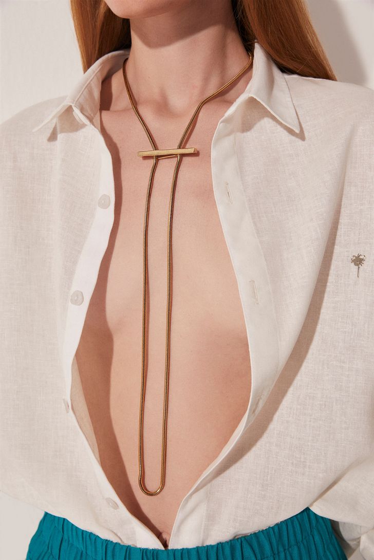 colar-corrente-metais-reluzentes-136117_1