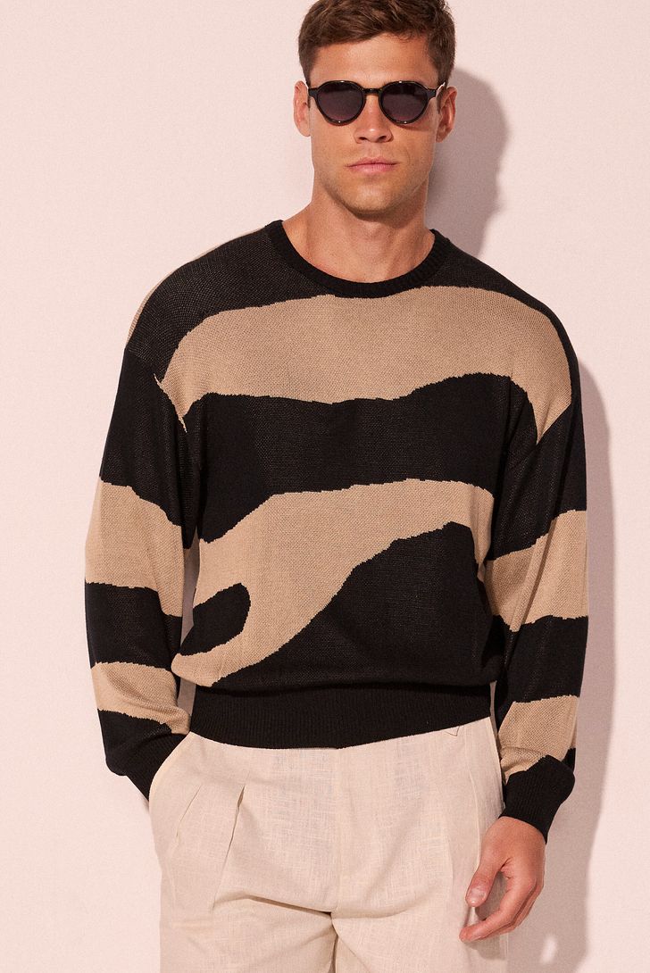 sueter-regular-camo-preto-r1065a2890-151575_2