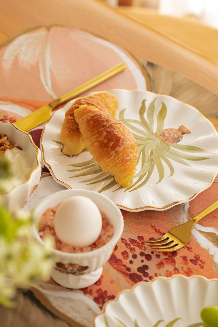 conjunto-de-prato-sobremesa-1-com-filete-de-ouro-138677_2