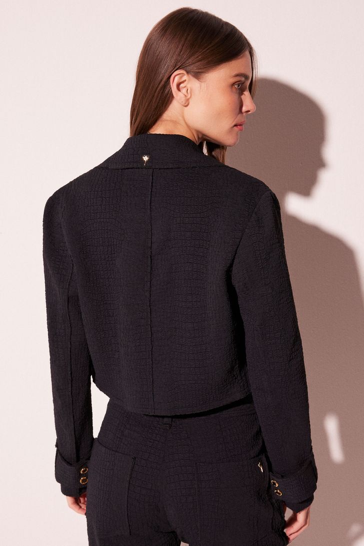 jaqueta-cropped-croco-144238_3