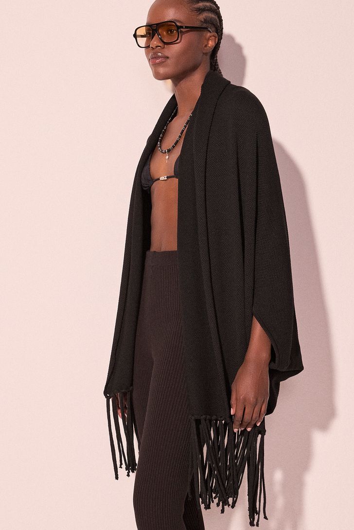 capa-curta-sepia-preto-e6405a2834-151447_3