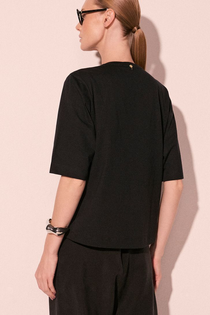 camiseta-manga-curta-estelar-preto-e6499a2918-151590_3