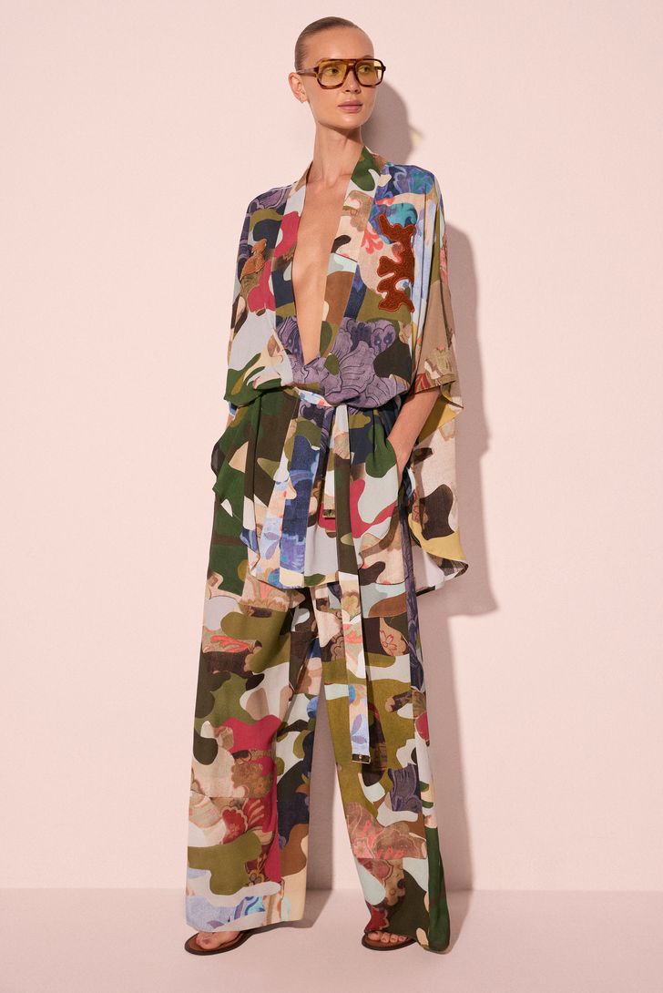 capa-kimono-curto-camuflado-152993_1