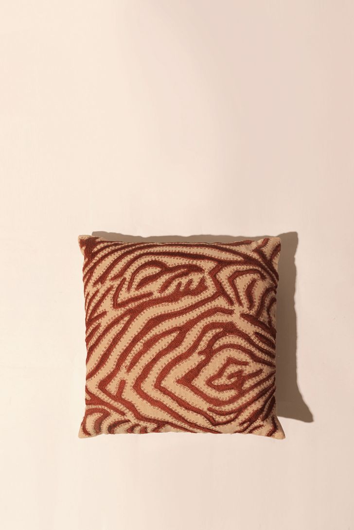 almofada-bordada-tigrada-67389_1