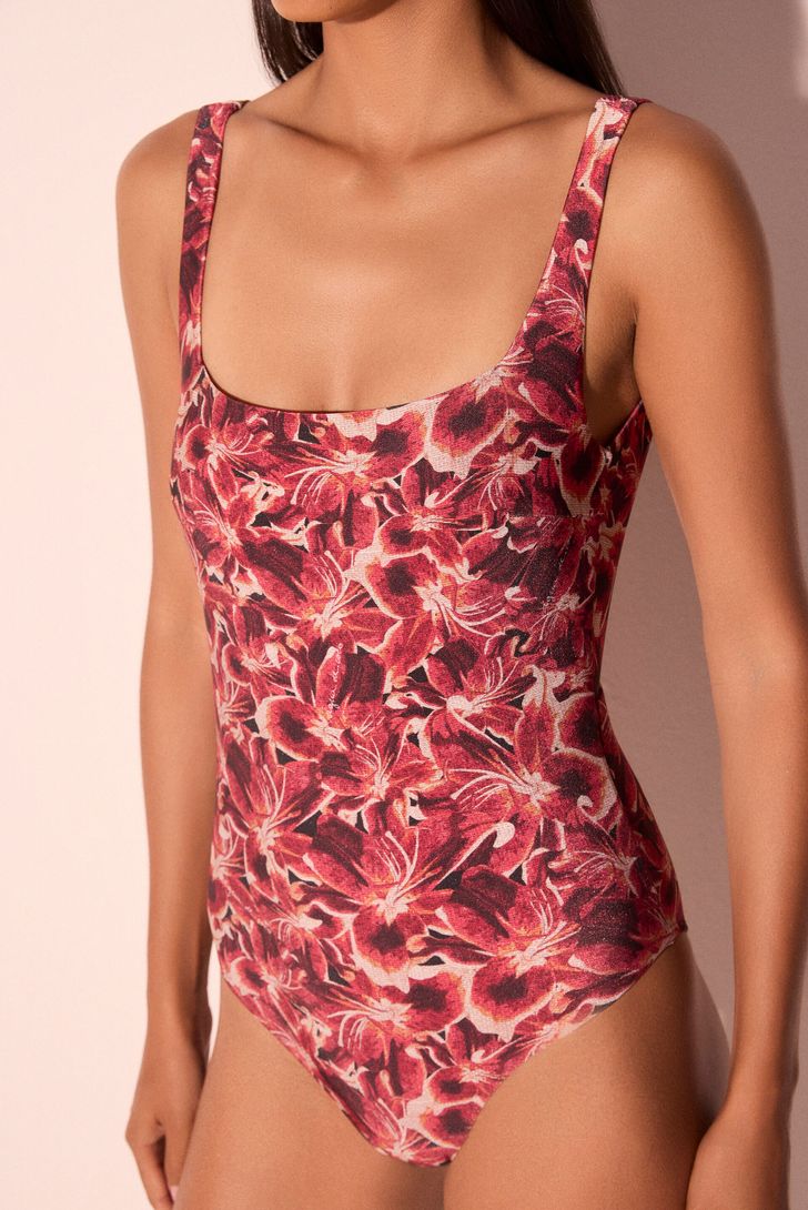 maio-alca-lirio-outlet-vermelho-146908_5