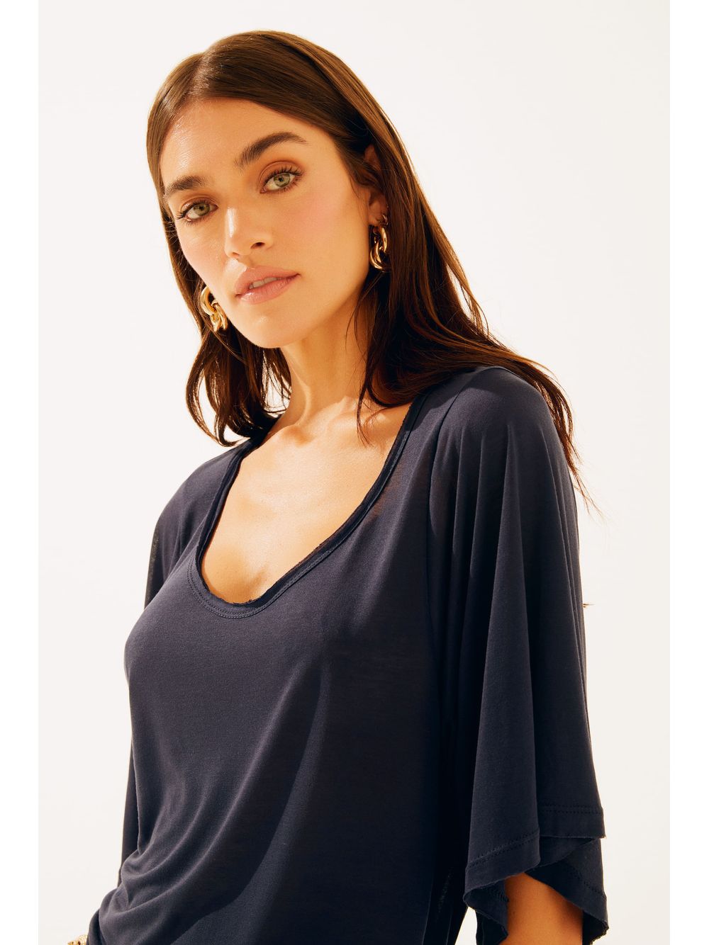 Água de Coco — Camiseta Relaxed Com Fenda Lateral Porto