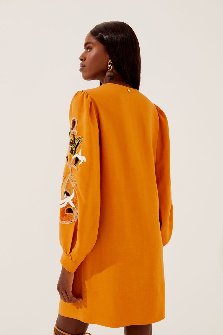 vestido-curto-faixa-caju-bordado-130355_3