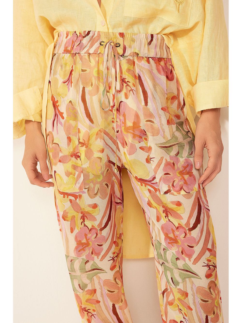 Água de Coco — Calça Baggy Arte Floral