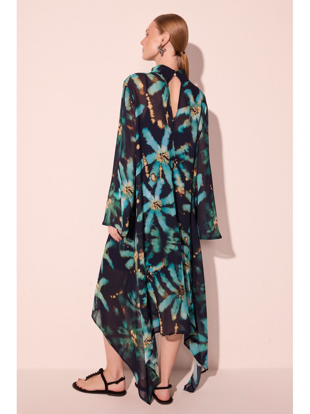 Água de Coco — Vestido Midi Aster