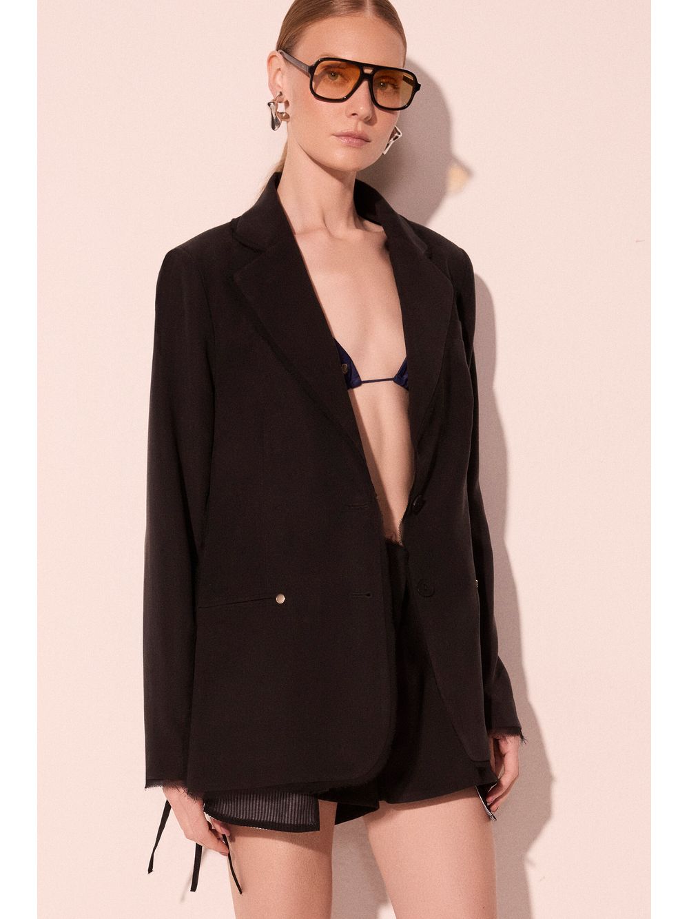 Água de Coco — Blazer Regular Com Amarrações Casca Preto