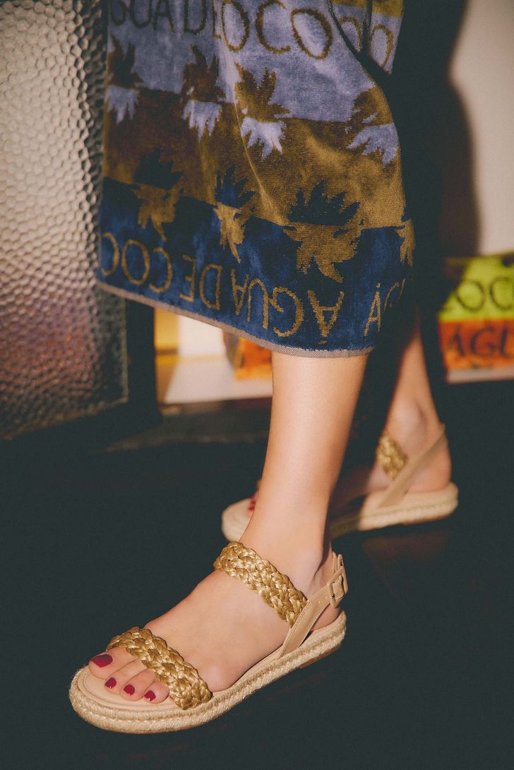 sandalia-rasteira-rafia-lifestyle-127250_1