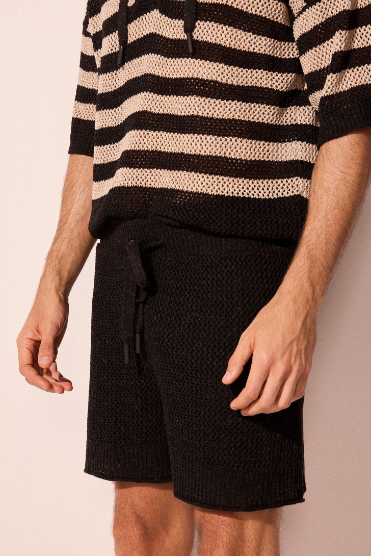 short-casual-trico-marina-preto-153909_2
