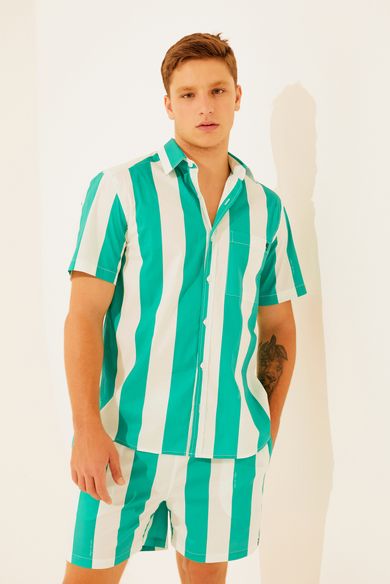 Camisa Manga Curta com Bolso Atlântico