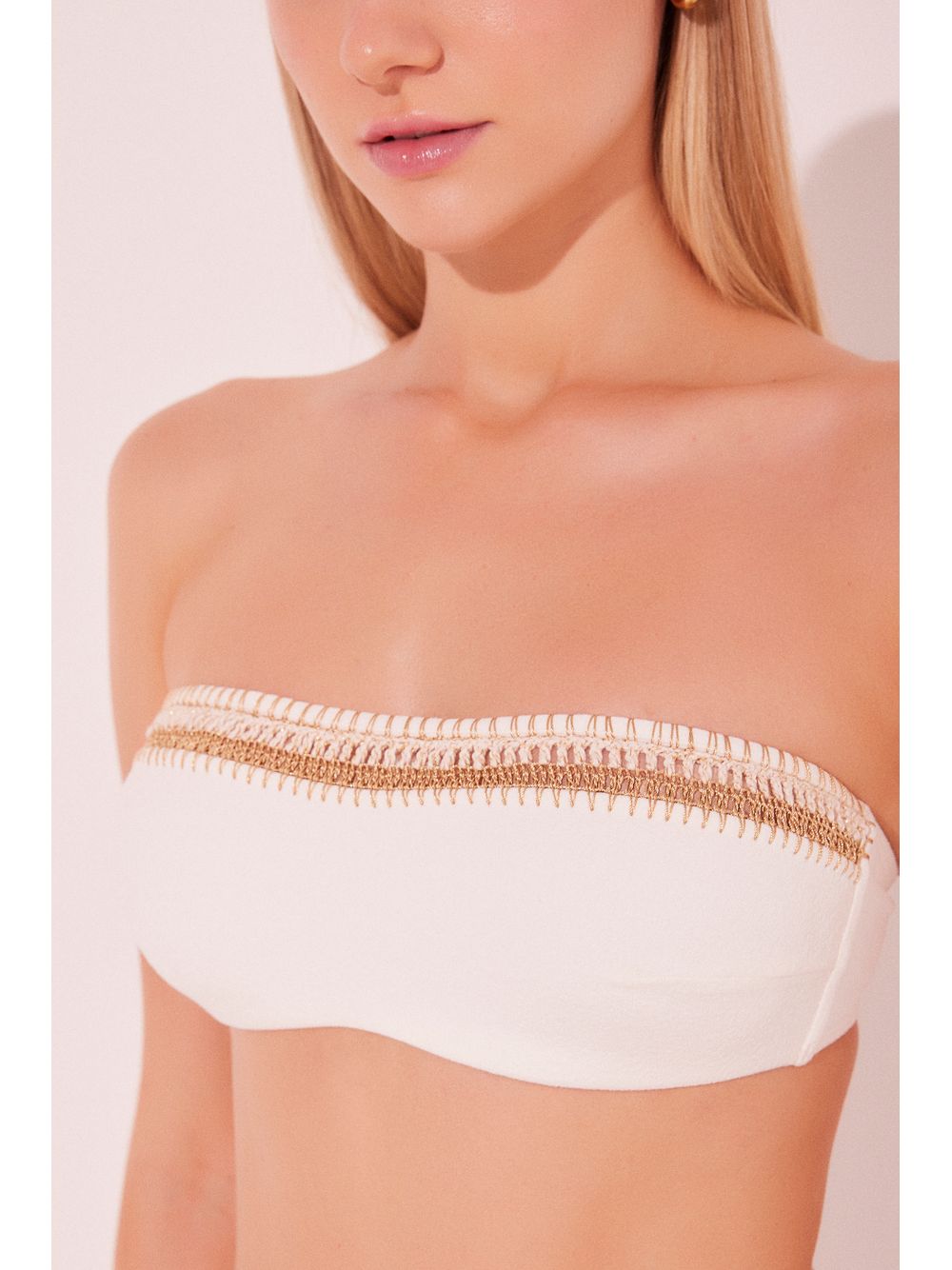 Água de Coco — Biquíni Top Faixa e Calcinha Hot Pants com Bordado Maresias