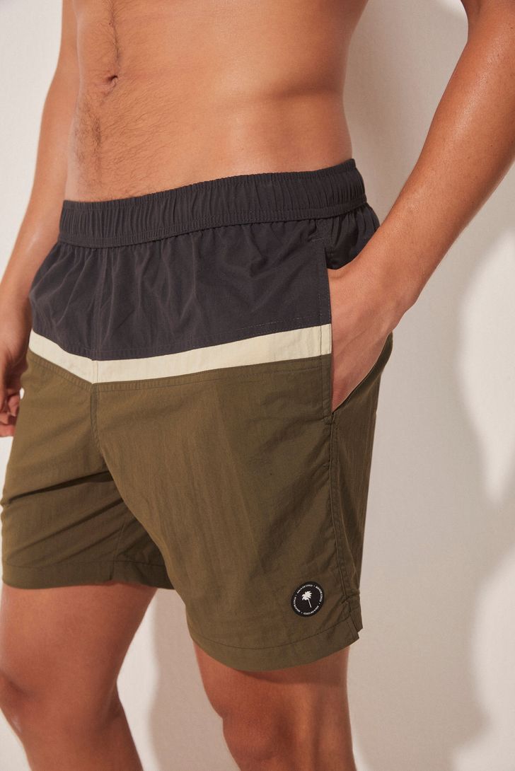 short-praia-jardim-de-cactos-135166_4