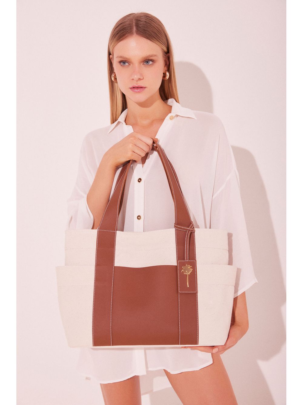 Água de Coco — Bolsa Tote Acessórios Rústicos