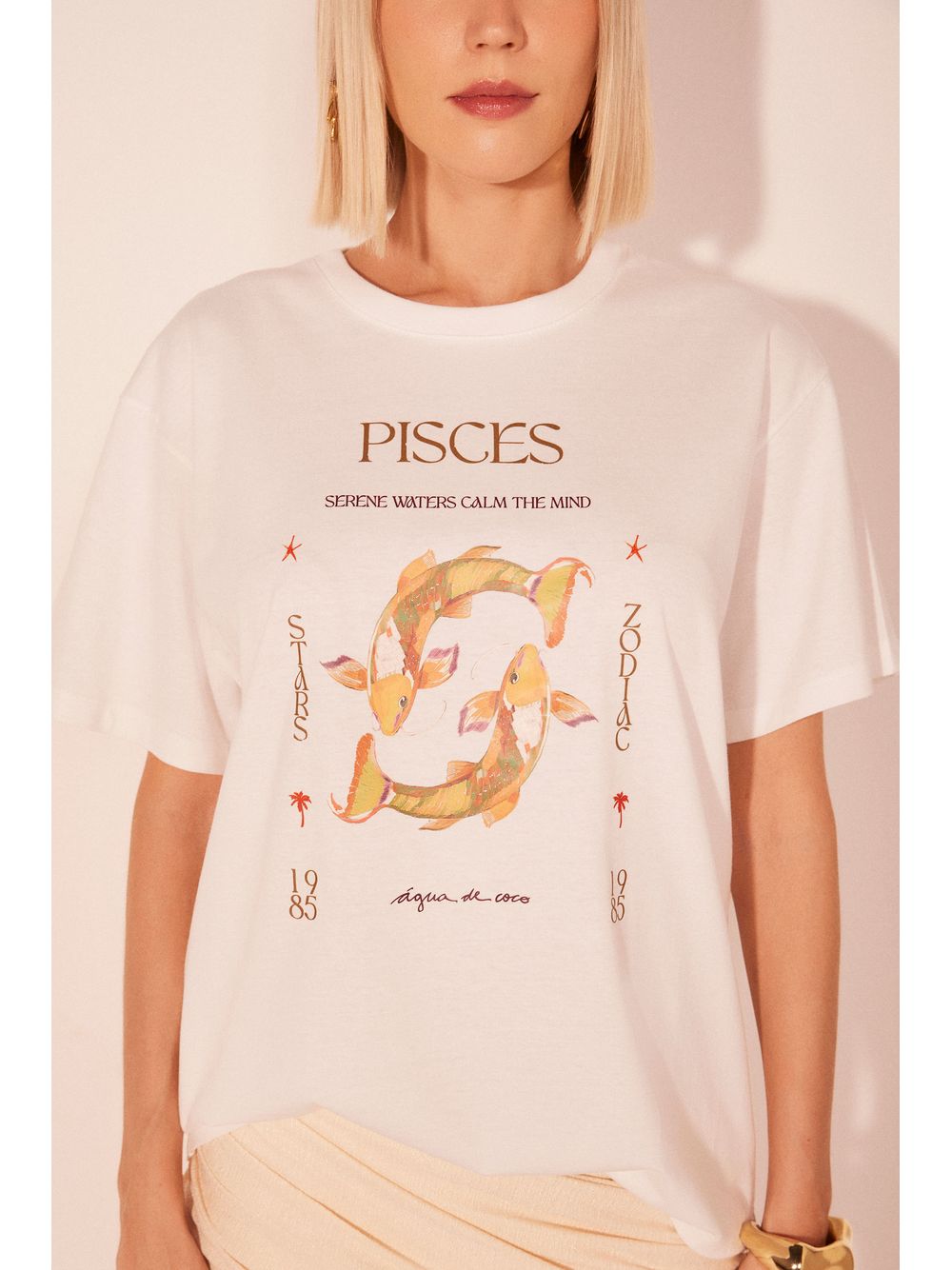 Água de Coco — Camiseta Manga Curta Signos Peixes