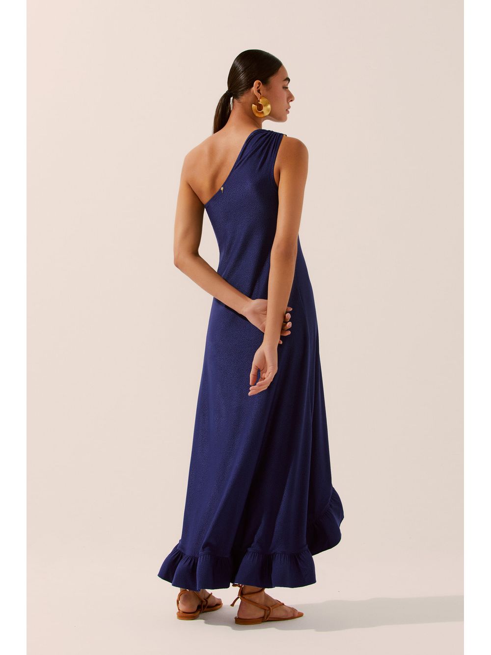 Água de Coco — Vestido Longo Ombro Só Com Babado Ondas Marítimas