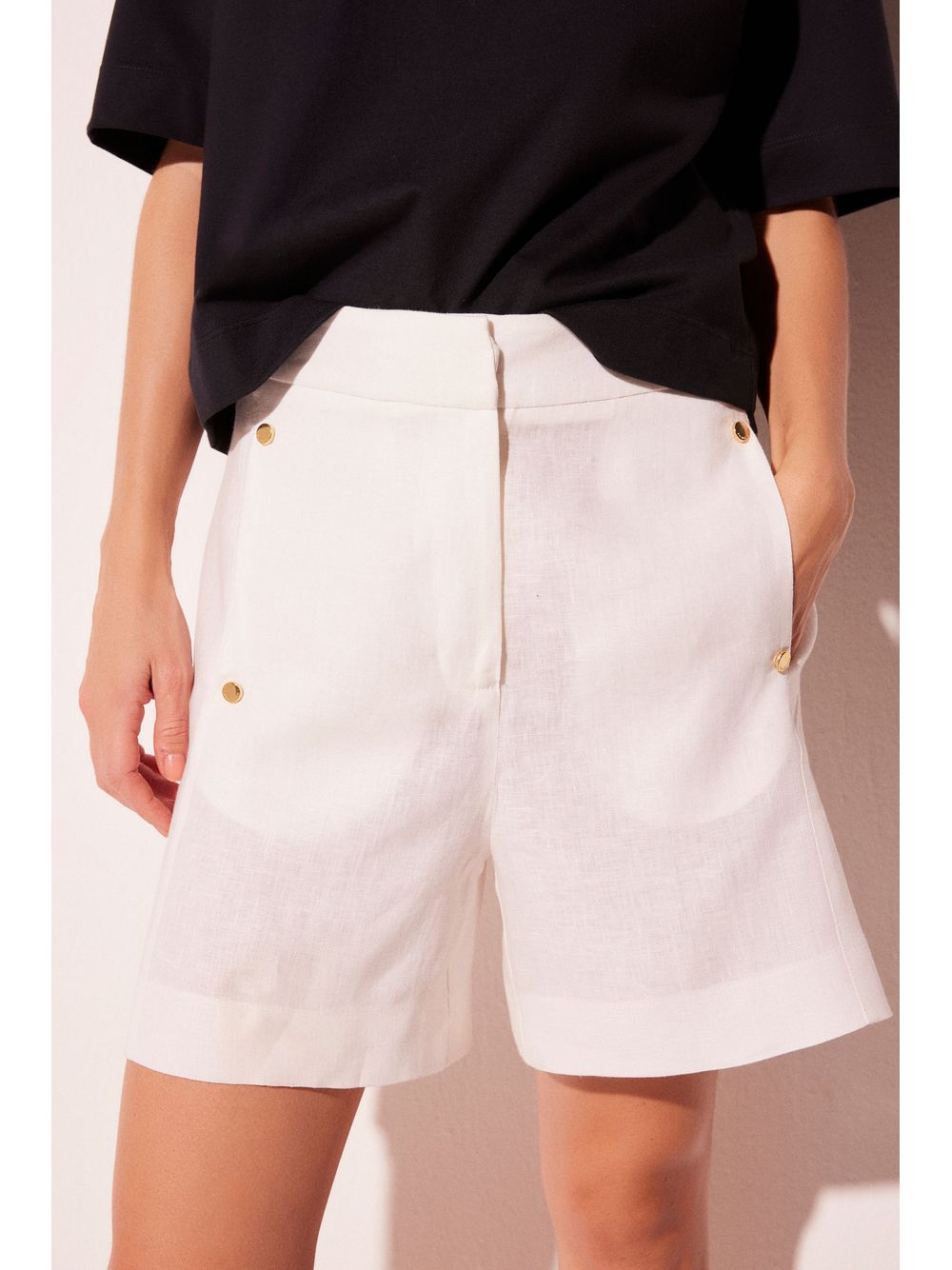 Água de Coco — Short Cintura Alta Colinas Off White